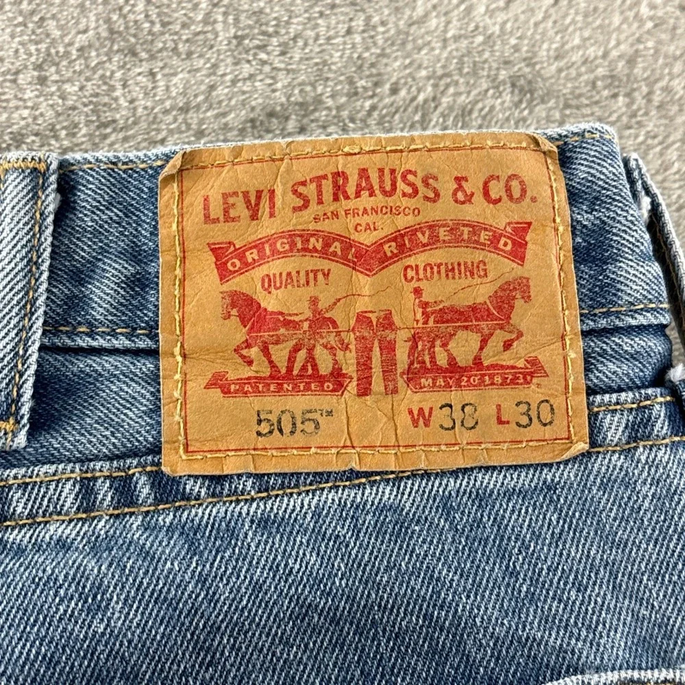 Levis see photos